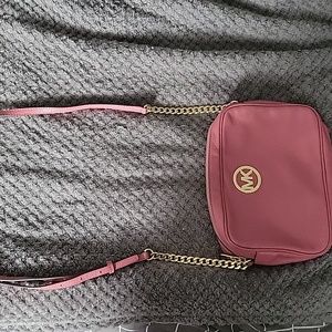 Pocketbook. It's a cross body.